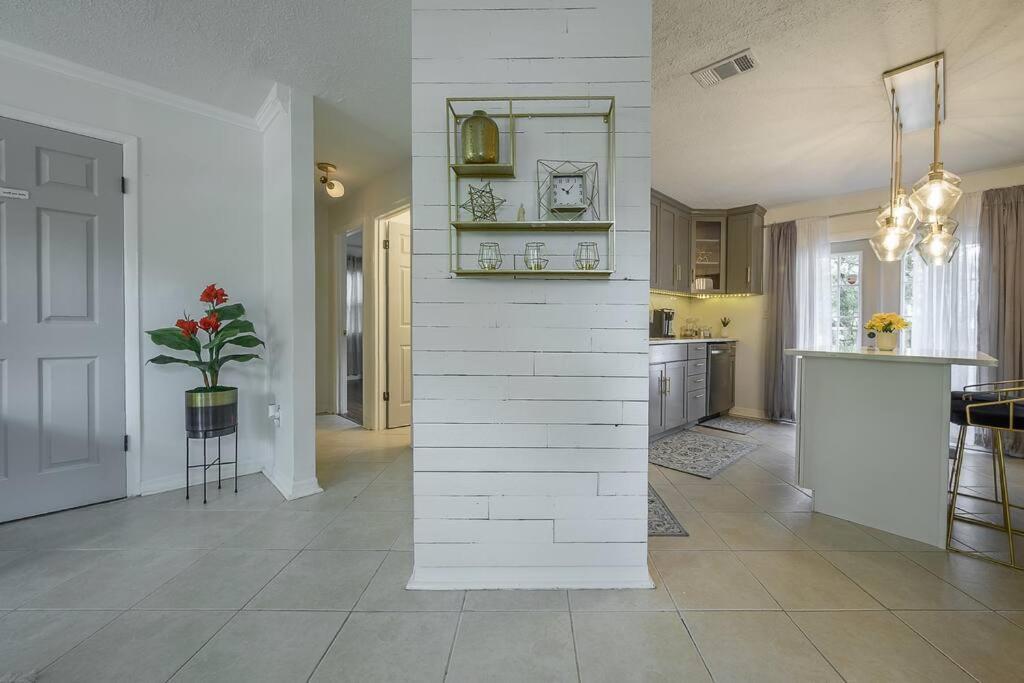 Golden Greek Getaway Chic House In Heart Of * Tampa