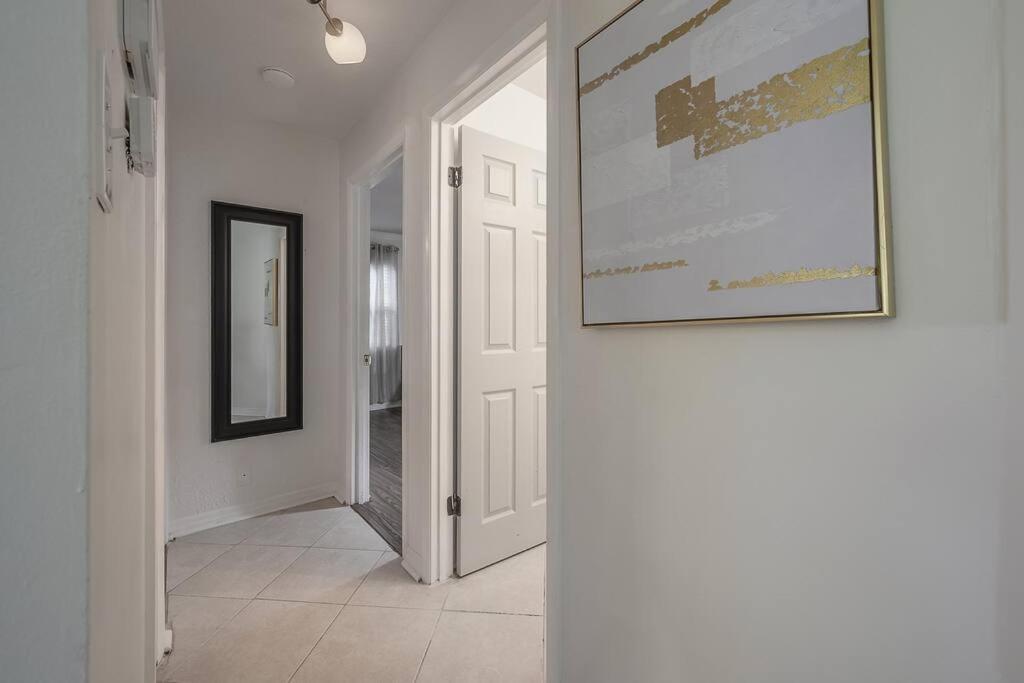 Golden Greek Getaway Chic House In Heart Of Holiday home *